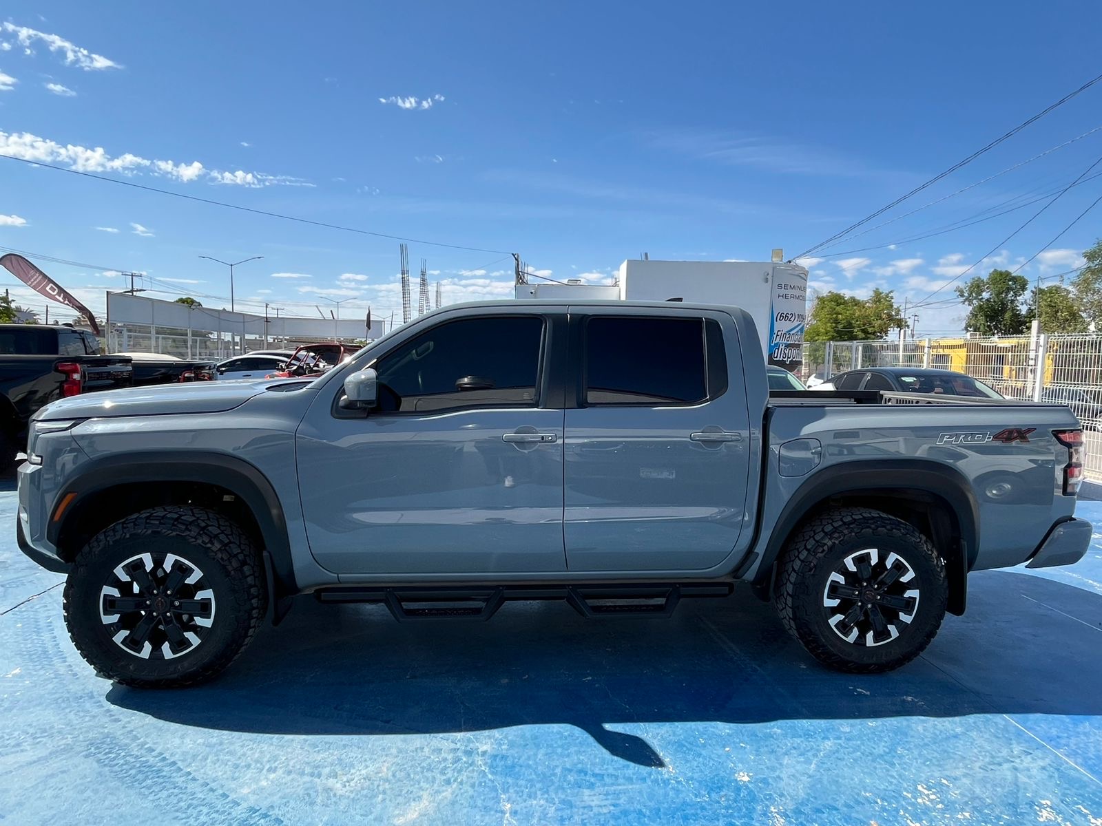 Nissan Frontier Pro4X - Foto 2
