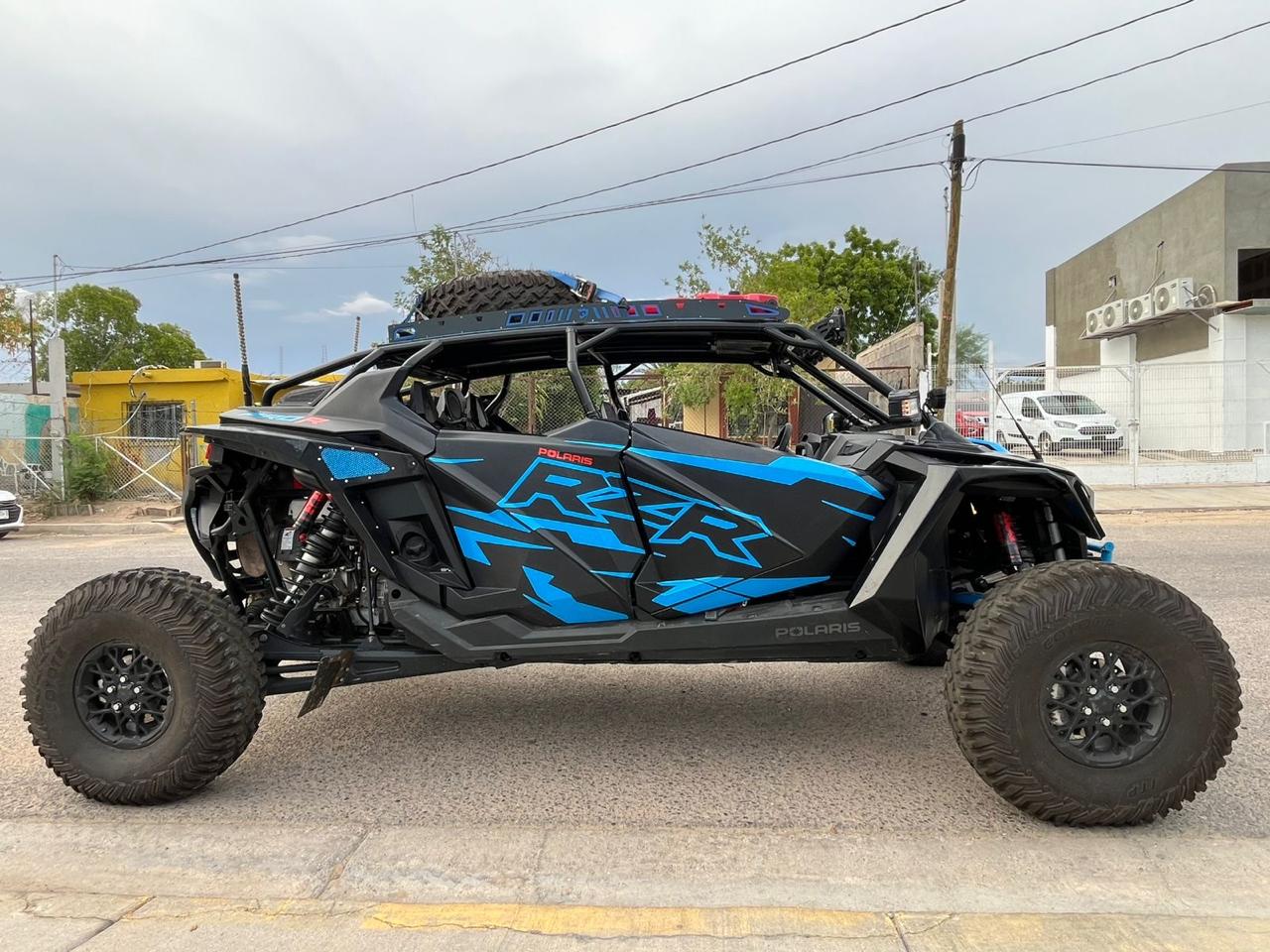 RZR PRO R - Foto 6