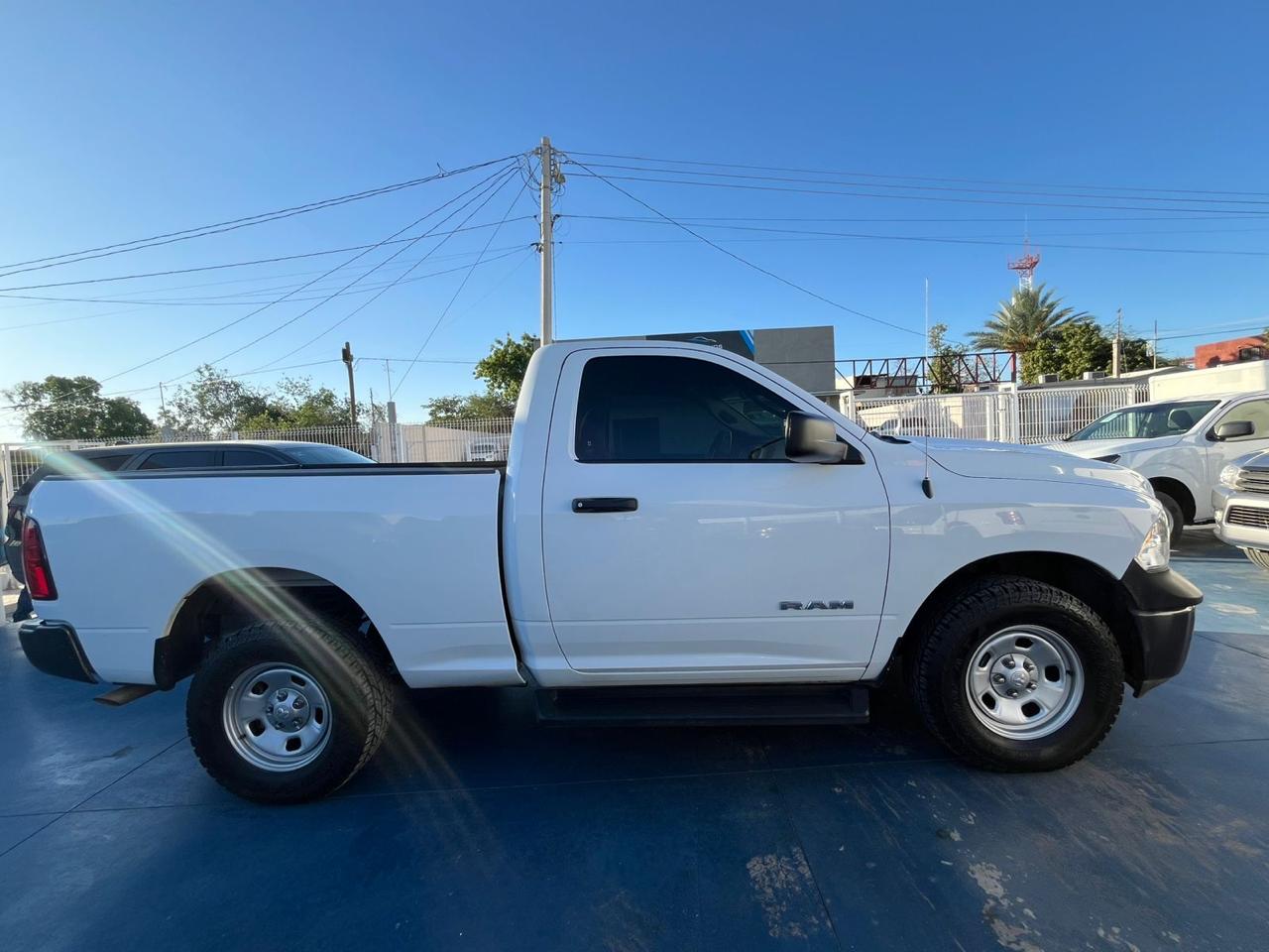 RAM 1500 - Foto 6