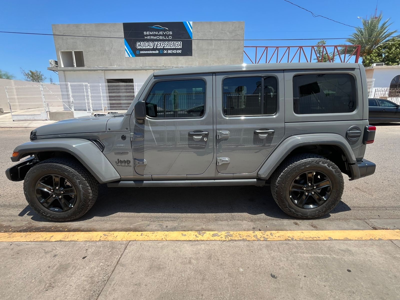 Jeep Sahara Night Eagle - Foto 2