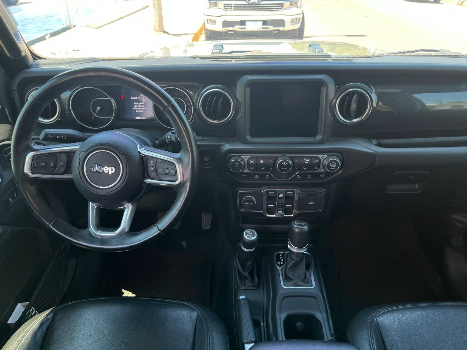Jeep Sahara Night Eagle - Foto 10