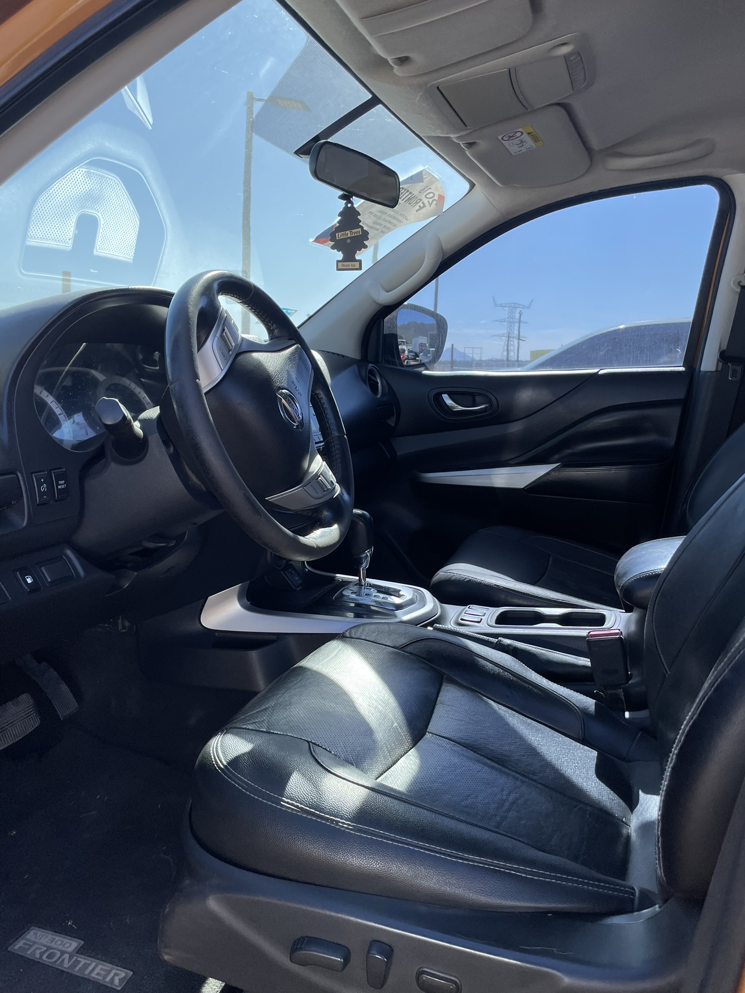 Nissan Frontier - Foto 5