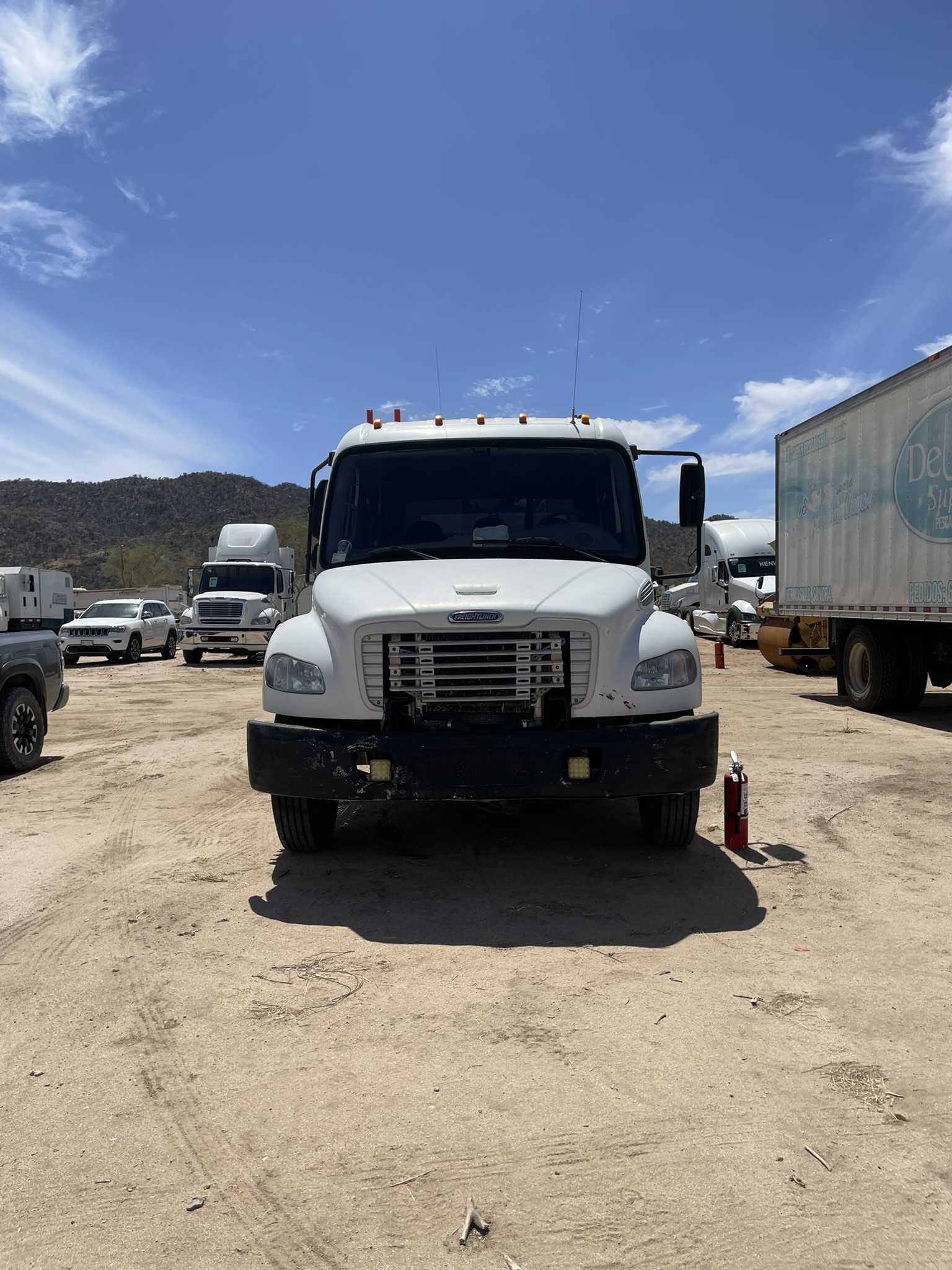 FREIGHTLINER M2-106 GRÚA 4x2 - Foto 2