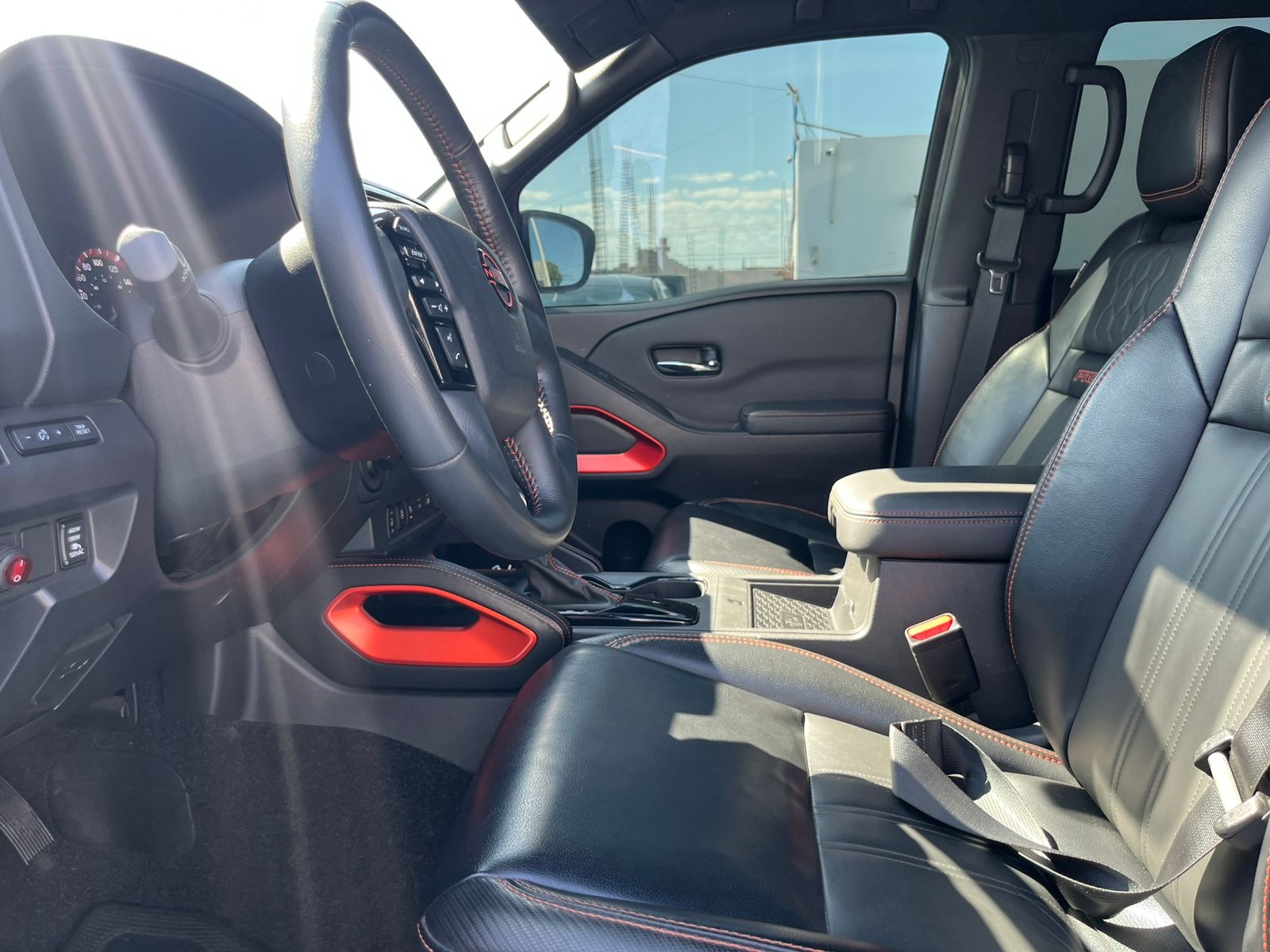 Nissan Frontier Pro4X - Foto 8