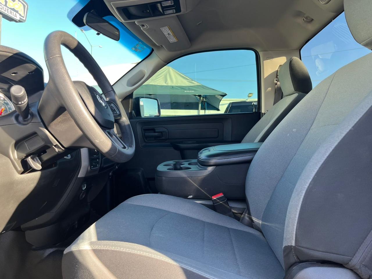 RAM 1500 - Foto 9