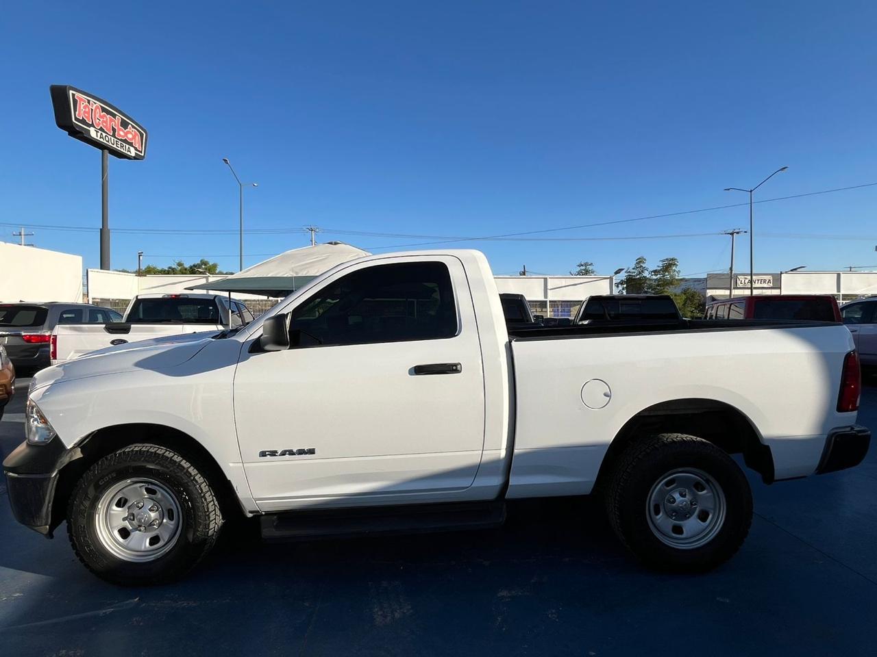 RAM 1500 - Foto 2