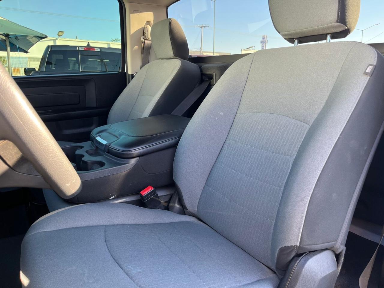 RAM 1500 - Foto 10