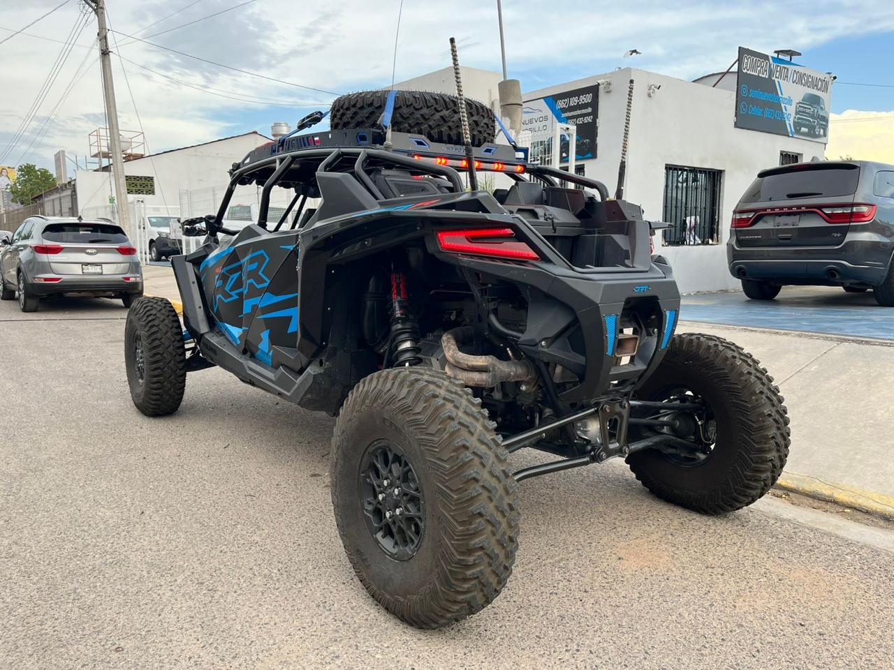 RZR PRO R - Foto 3
